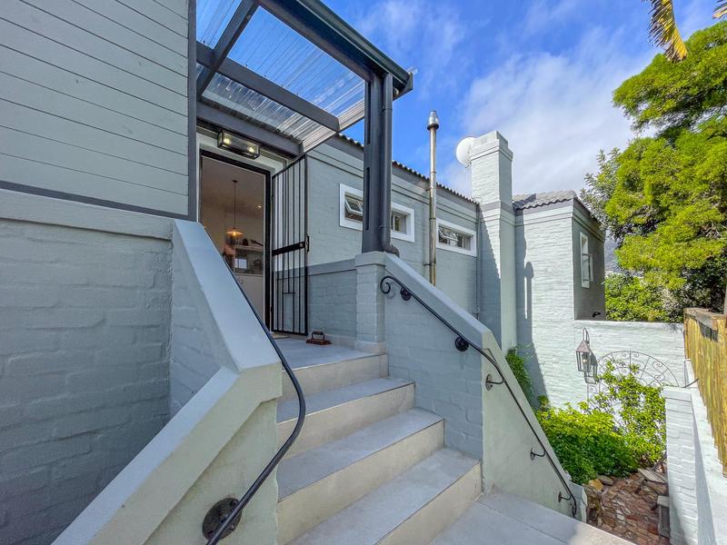 2 Bedroom Property for Sale in Hout Bay Western Cape